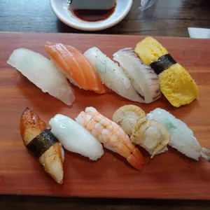삼삼구이초밥 사진