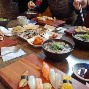 삼삼구이초밥 사진