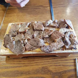 육쌈냉면 사진