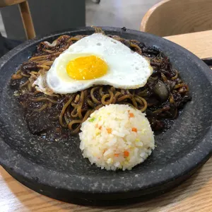 반곡돌위에짜장 사진
