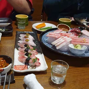 태풍참치 사진