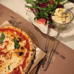 더플레이스 리뷰 사진