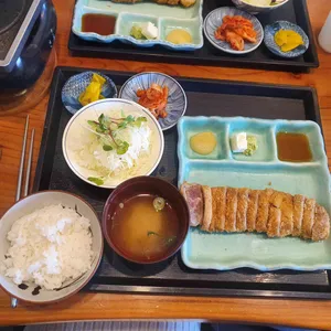 도쿄규카츠 사진