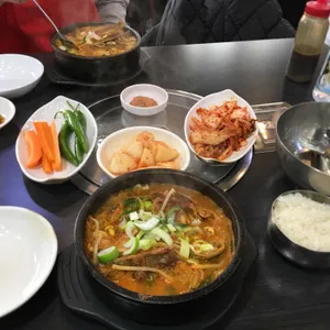 불맛감자국 사진