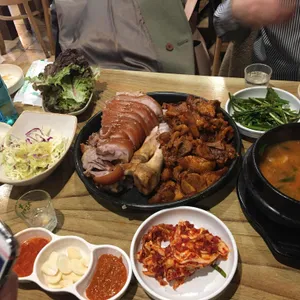 최신족발 리뷰 사진