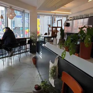 RADIANT 리뷰 사진