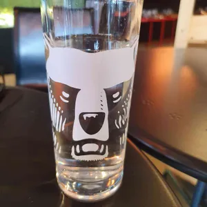 러브섬키친국회의사당 대표 사진