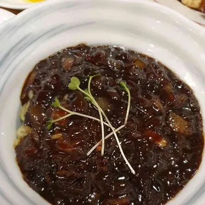 메이탄 사진