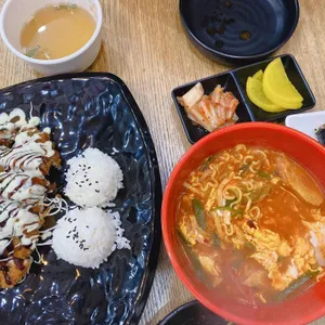 땡초김밥 사진