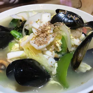 엄지천년 교동짬뽕 리뷰 사진