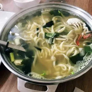 부엉이칼국수 사진