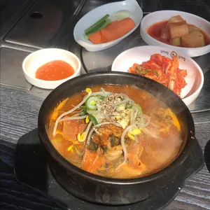 김채원24시감자탕 사진
