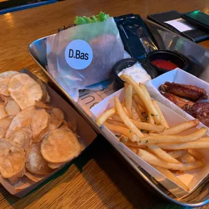 바스버거 리뷰 사진