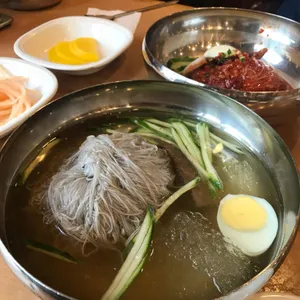 함흥에겨울냉면 리뷰 사진