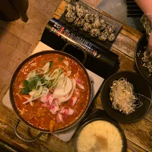 크라운닭발 사진