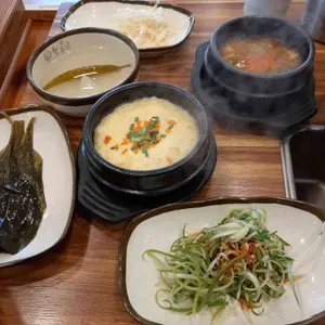 월수금통돼지 사진