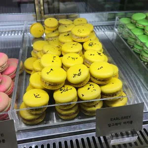 비하인드미 사진