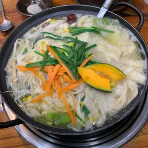 항아리 손 칼국수 리뷰 사진