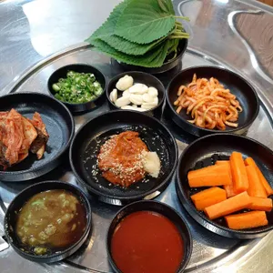 돼지코 조개구이 리뷰 사진