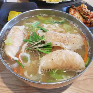 엄마손칼국수 사진