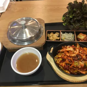채선당 행복가마솥밥 사진