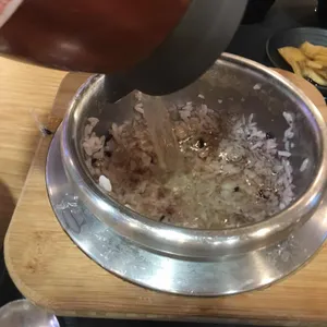 채선당 행복가마솥밥 사진