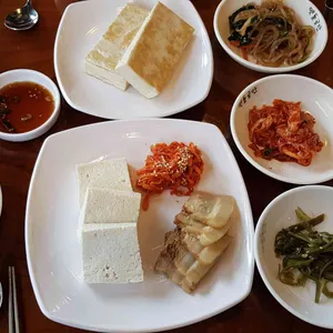 맷돌로만 사진