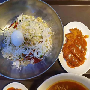 메가돈 사진