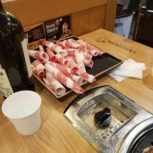이차돌  사진