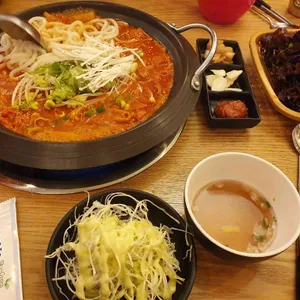 불타는춘천닭갈비 사진