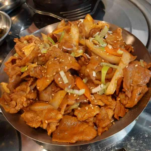 유명돈 사진