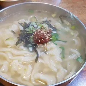 백석본멸치국수 사진