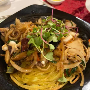 라차우 사진