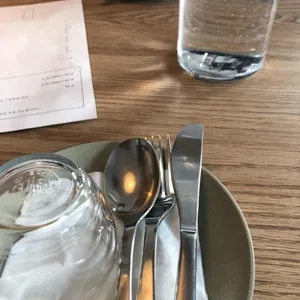 로라 리뷰 사진