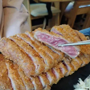 카츠미 사진