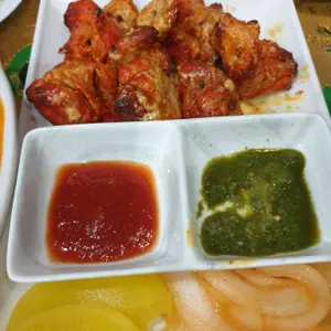 퍼스트네팔 사진