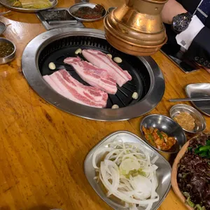 모퉁이돼지숯불갈비 사진