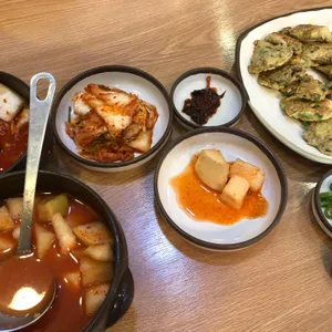 굴다리전주콩나물국밥 사진