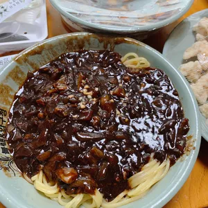 블랙앤압구정 사진