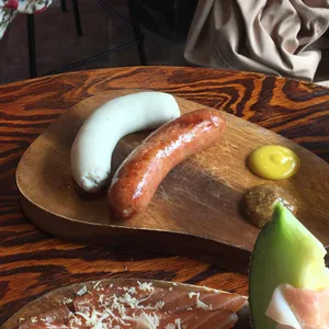 세스크 멘슬 사진