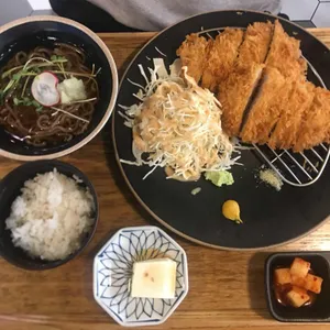 부엉이돈가스 사진