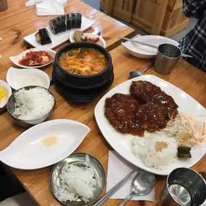 쌍둥이분식 사진