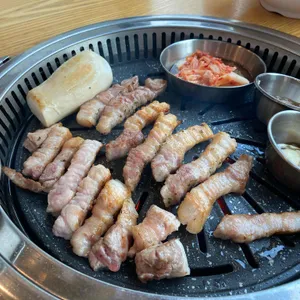 고기밥상 사진