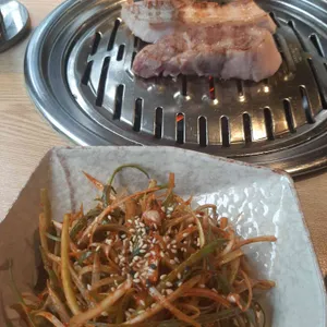 육시락 사진