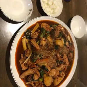 또이스 치킨 찜닭 사진