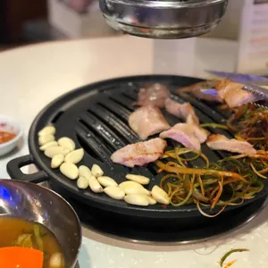 항정사이 사진