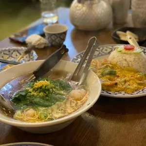 심플리타이 리뷰 사진