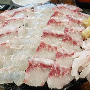 연어랑회랑 사진