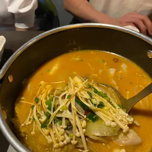 팔월팔일 리뷰 사진