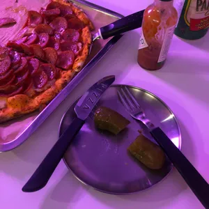 900달러 사진